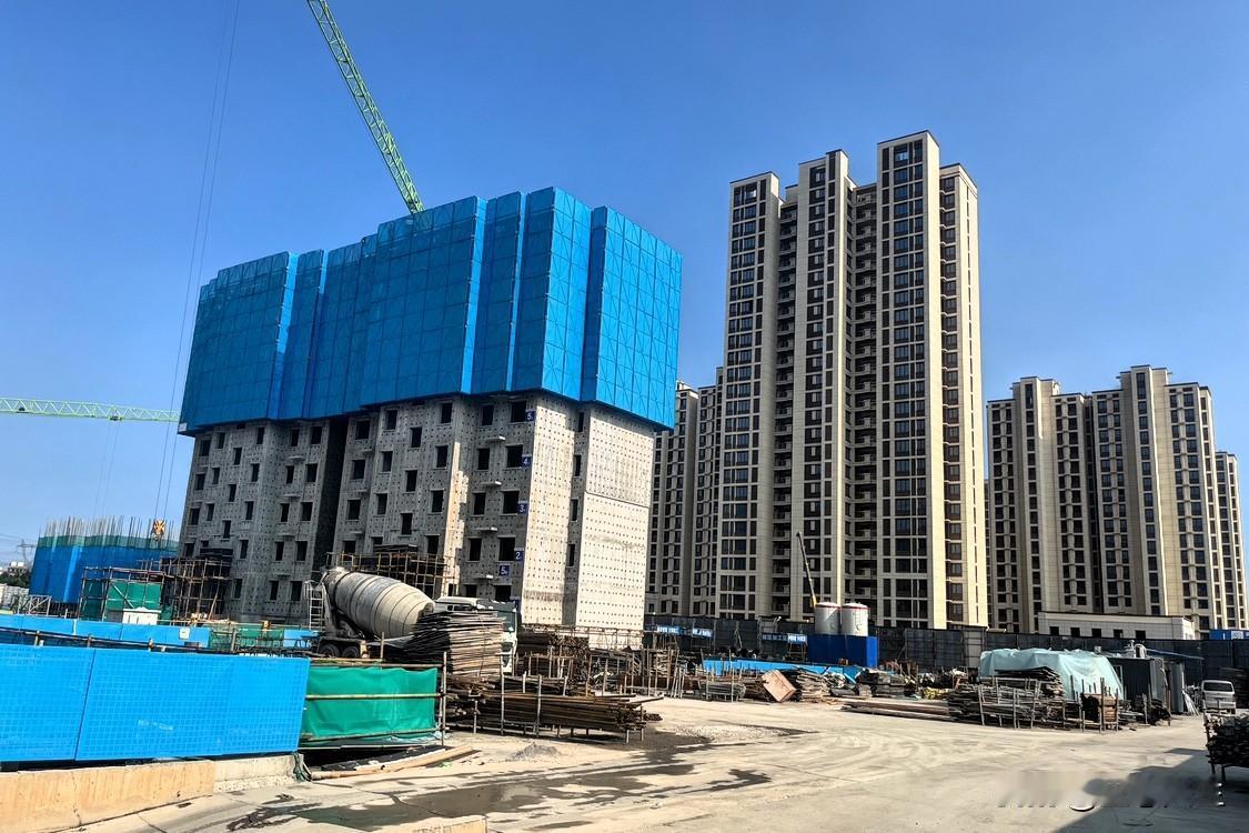 核心观点：稳楼市=稳消费，下半年政策只会加码、绝不会收紧定调落地！《求是》明
