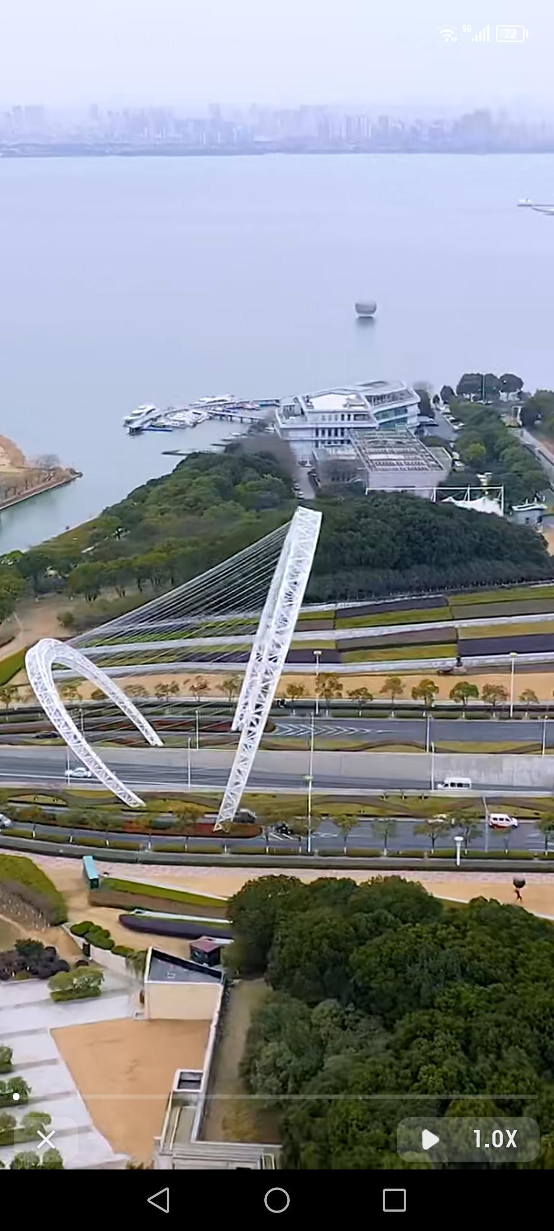 深圳和东莞，这两座人口破千万的打工人城市，承载着无数人的梦想。深圳有1880个