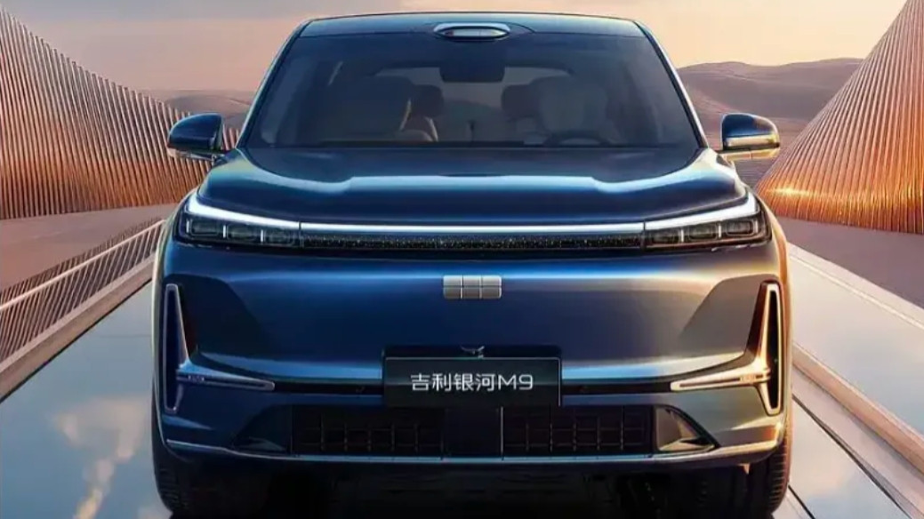 20万的“问界M9”已经确定了！配置直接拉满，网友纷纷表示：这才是年轻人的心头好