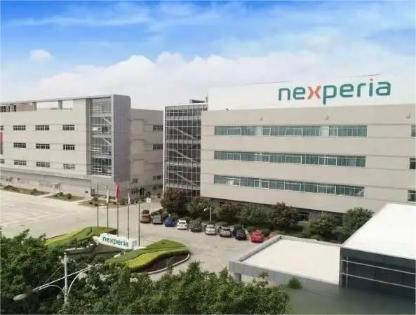 荷兰对中国安世资产“冻结”17天后，中方直接出手了，现在荷兰安世根本要不起。