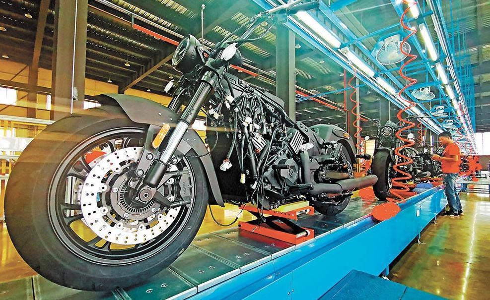 为什么重庆急着给张雪批200亩地？不是跟风追热点，而是重庆摩托产业蓄力多年的