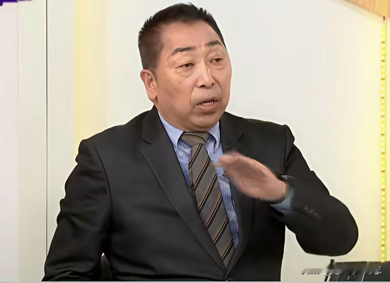 台湾名嘴唐湘龙说:中国和美国基本上是地球的两面，直线距离约一万四千公里。现在如果