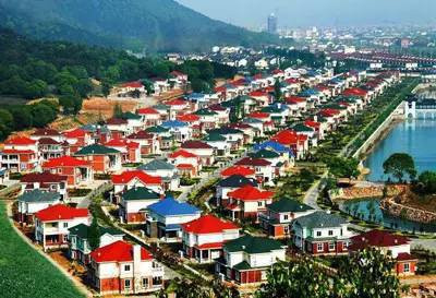 武汉 1 江苏省江阴市华士镇华西村 2 山东省烟台龙口市东江镇南山村 3