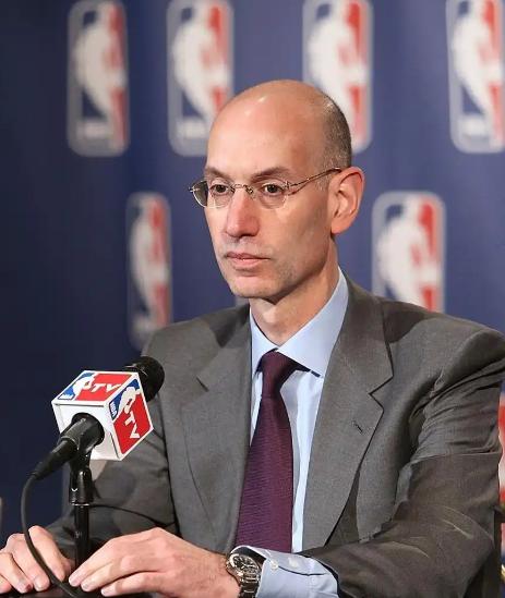 为什么NBA现在在中国凉得这么快？曾经在中国赚得盆满钵满的NBA，就为了