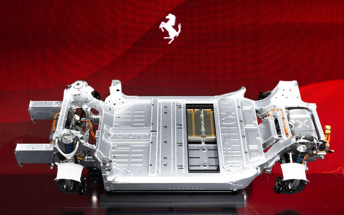 FerrariElettrica的前后四电机，法拉利自己称之为“电动发动机”，