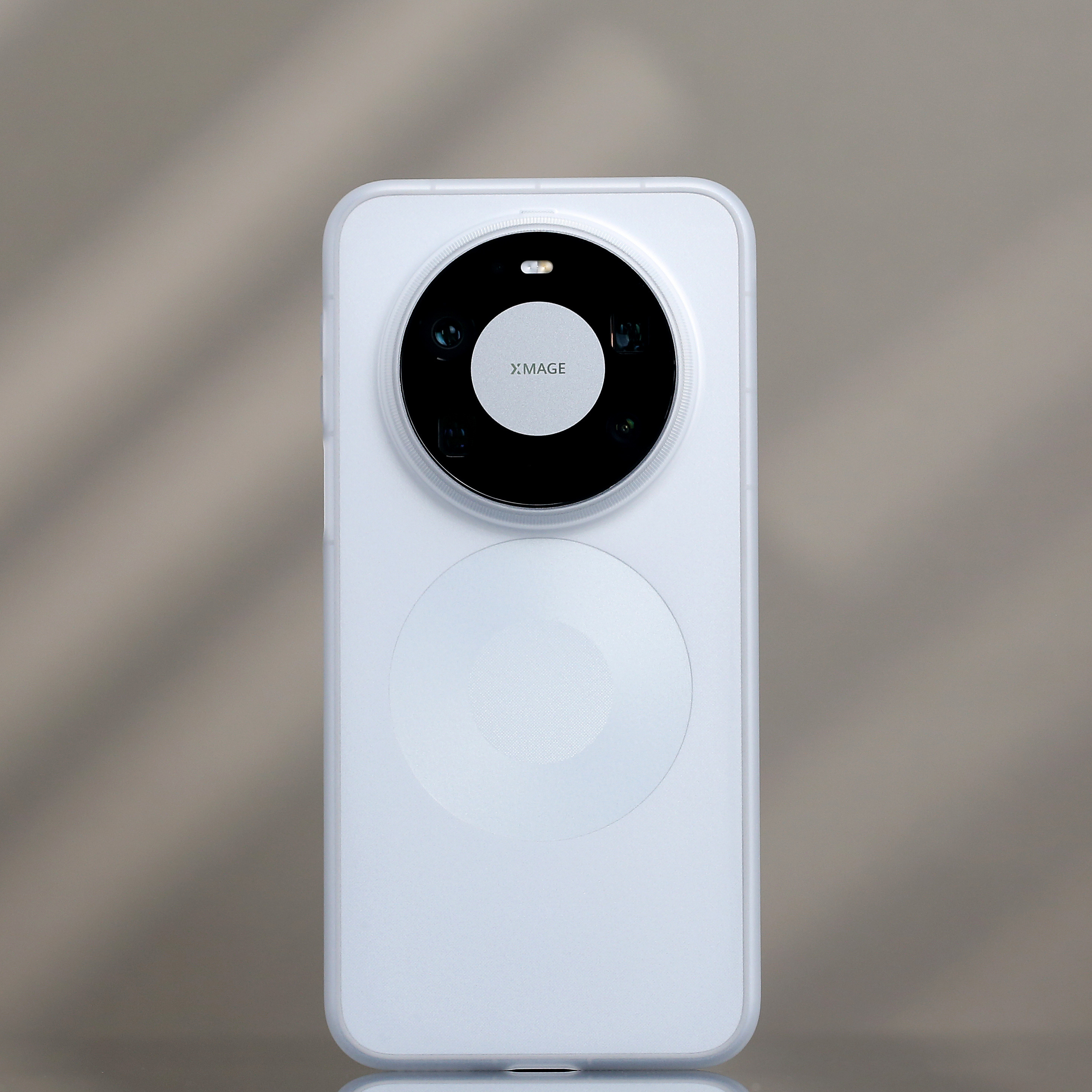 Mate80ProMax超薄壳首评来了听到他说就是这个味我就放心了，费心设计没