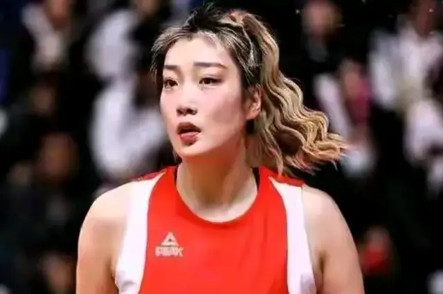 李梦:夏天的亚洲杯,中国女篮要赢下日本女篮再次夺冠!