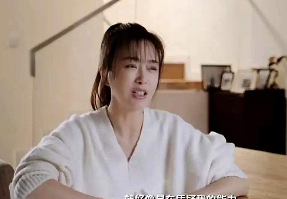 秦岚一句话，戳中了多少单身姐妹的心窝子。哎呀，秦岚最近聊相亲这事儿，简直是咱