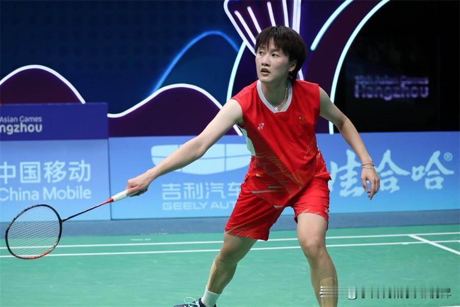 国羽女团后天决金牌，又有人要说女双够硬、陈雨菲还能扛。其实杭州已经把话说完了：女