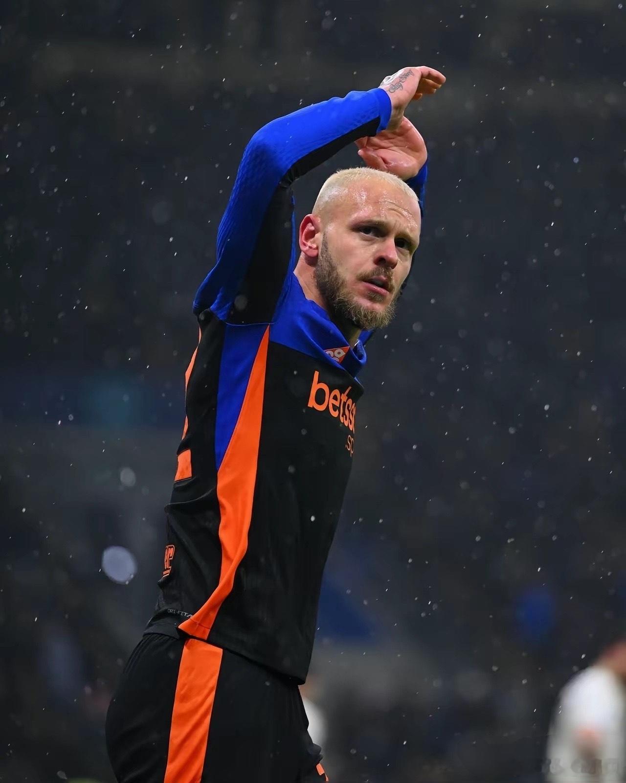 意甲赛场风云变幻，皮奥用实力证明自己，过去3轮场场有进球或助攻，本轮更是头球建功