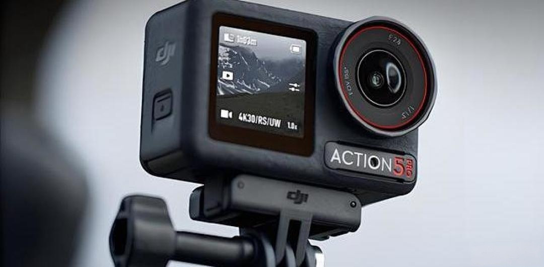 运动相机算是相对专业的摄影器材了，一般像一些运动、旅行、汽车包括数码自媒体都喜欢