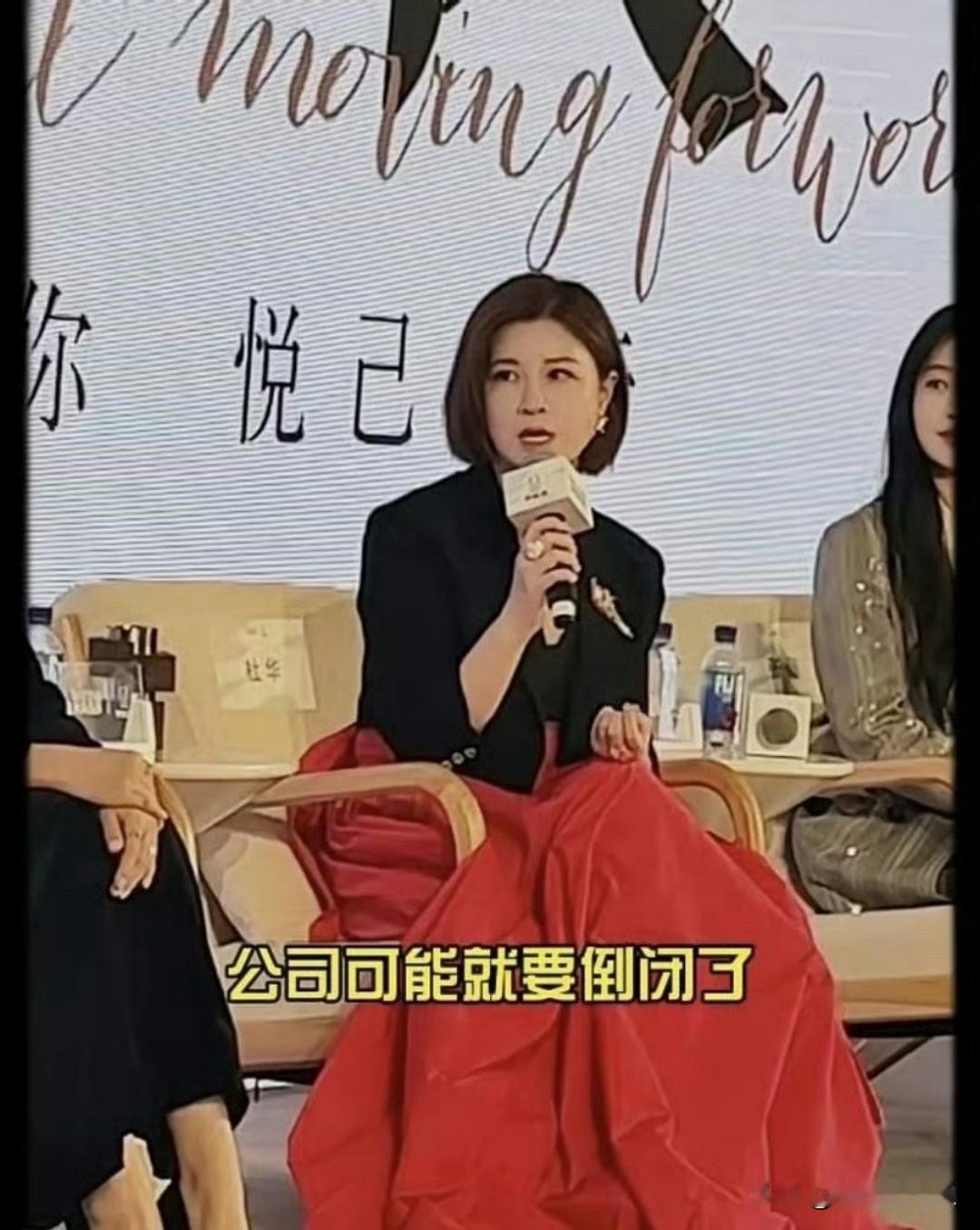 杜华已经拿出最大诚意王一博今年一整年基本上都在攀岩滑雪赛车，搞这些极限运动。