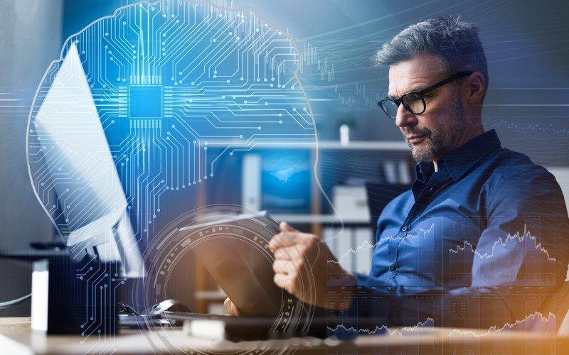 海外新鲜事最受人工智能威胁的10种职业及其可被AI取代的比例：🔸口译员与翻译