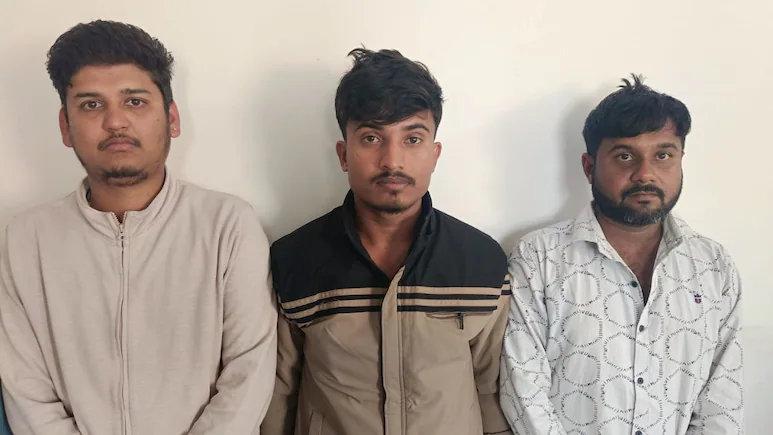 印度女护士敲错酒店房门遭轮奸12月17日，在印度马哈拉施特拉邦奥兰加巴德，一