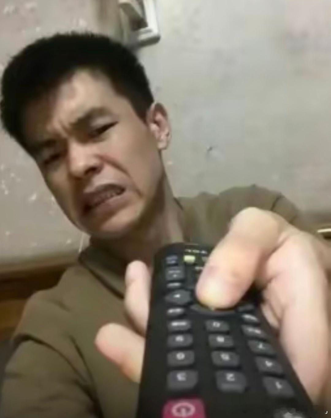 旅游7天定律我不仅低能量还认床，外面酒店的床睡不着累到极致了也没法深度睡眠，第二