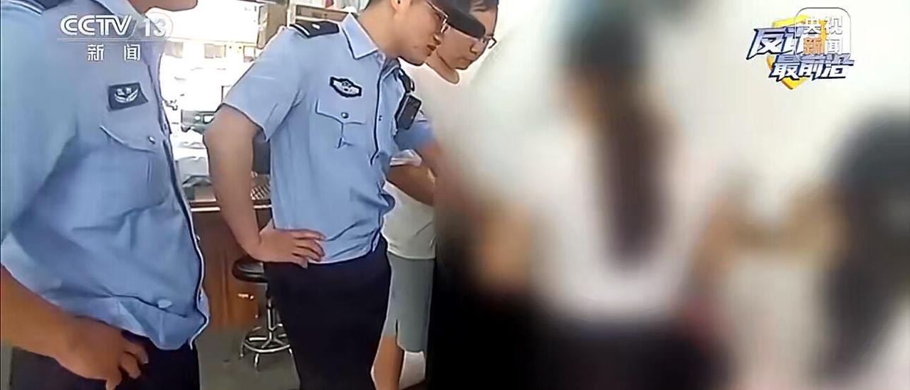 最近好多人都在说，银行卡里莫名其妙多了一万块，接着就接到电话，对方哭着说转错了求