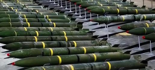 现在的中国已经不需要出兵了！当年抗美援朝，还需要志愿军战士雄赳赳气昂昂的跨过鸭绿