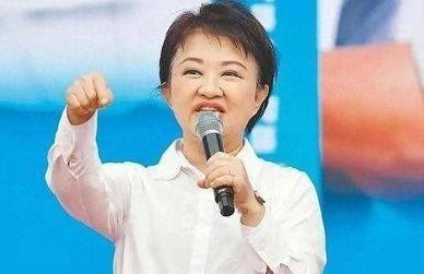 [点赞]卢秀燕完全“转绿”！台中市长卢秀燕日前在市议会答询时叫嚣，“不管是哪个