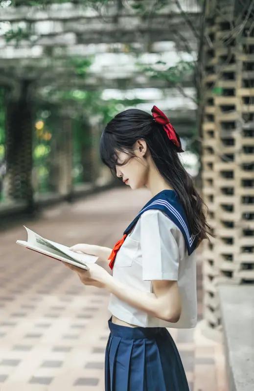 教师们，你需要转变观念了！不然，出事的是你。让愿意学习的学生成花，让不愿学习的