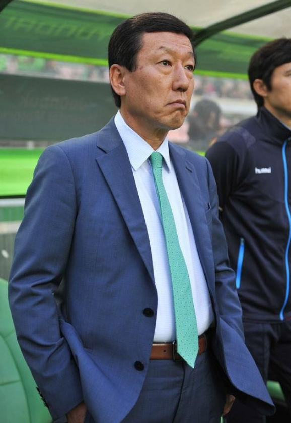 随着山东泰山1-4青岛海牛，不得让人感慨，之前成绩差，真不能全怪崔康熙。1