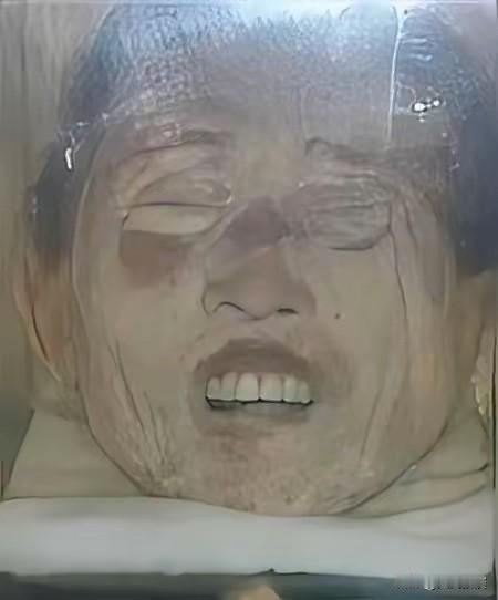 百年漂泊，陈翰章的头颅终归故土！27岁铁血忠魂百年归乡，陈翰章英雄用生命守住