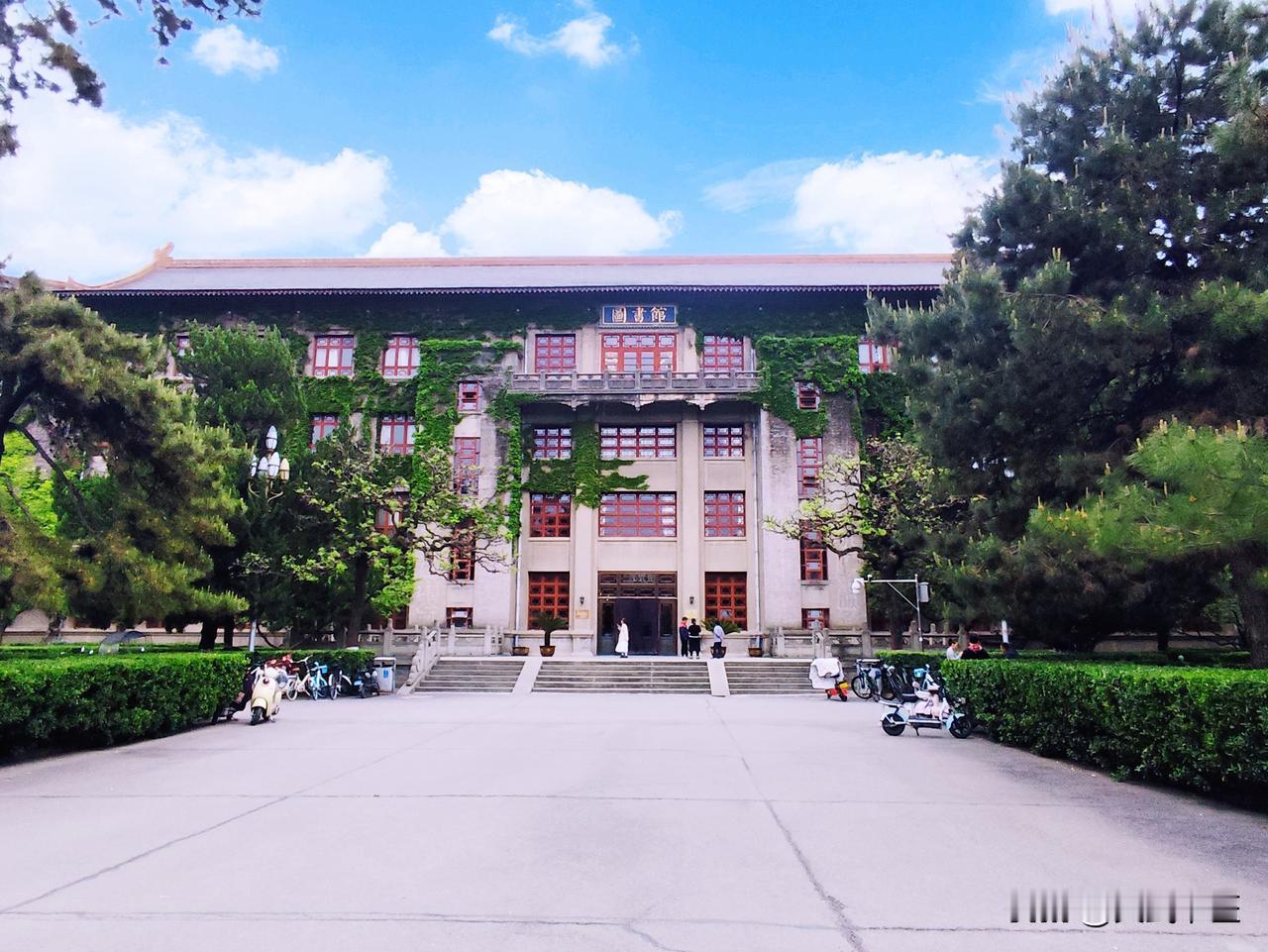 陕西师范大学，无疑是教育界一颗熠熠生辉的明星。它身为教育部直属的重点师范大学，同