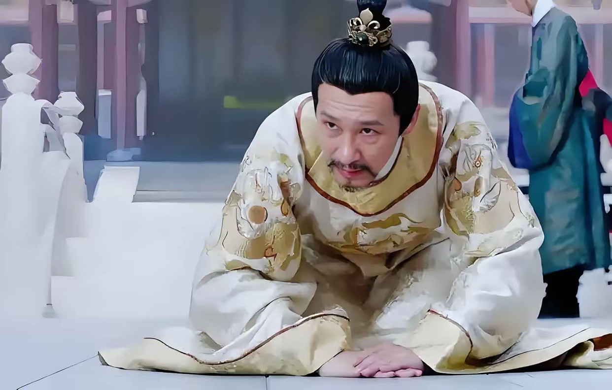 如果没有爆发安史之乱，太子李亨最好的结果也只是当一辈子的太子，无缘皇位。因为他的老爹李隆基和他是在同