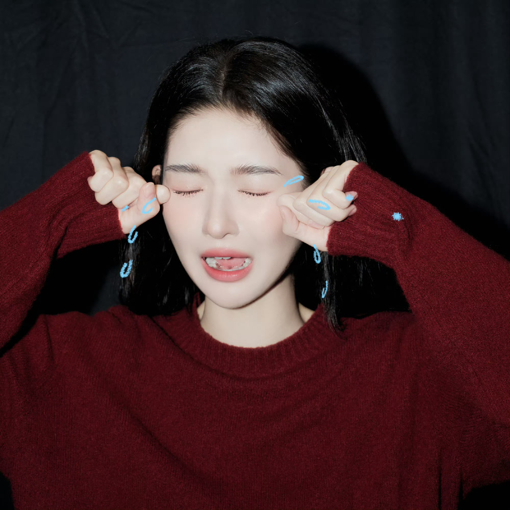 王玉雯王玉雯突然的喜欢王玉雯怎么又拍抽象照片了你是说这么可爱抽象的照片有两张？