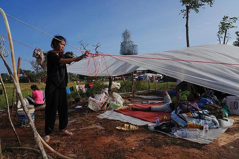 等东大？不停火，会议延期！美国出面也没用据央视新闻客户端，12月15日，马