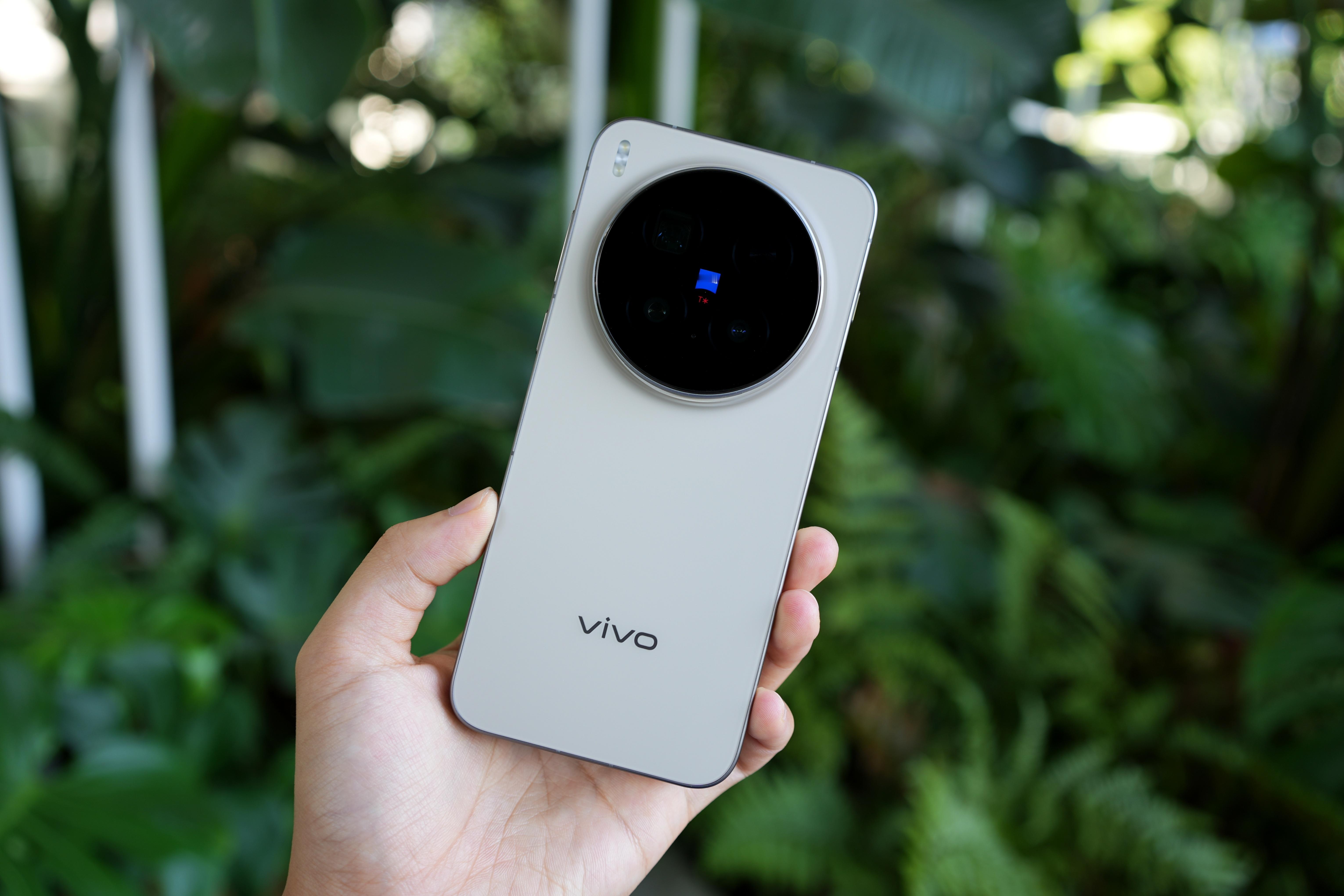X300Pro真机随手拍，感觉怎么样？​​​