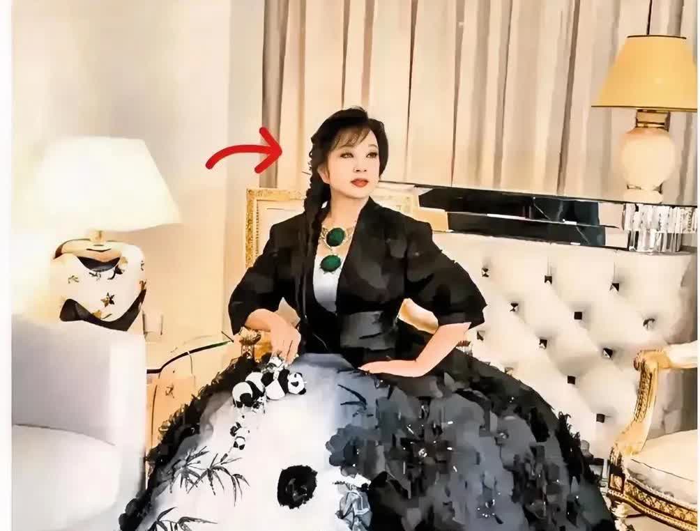 刘晓庆被偷情了，她第一时间起来澄清了，说她75岁了，还能做出那种事吗？