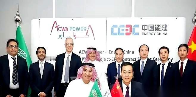 跟你说个扎心的事儿。你以为这世界上最有钱的“土豪”，每天躺在油田上数钱，就没烦