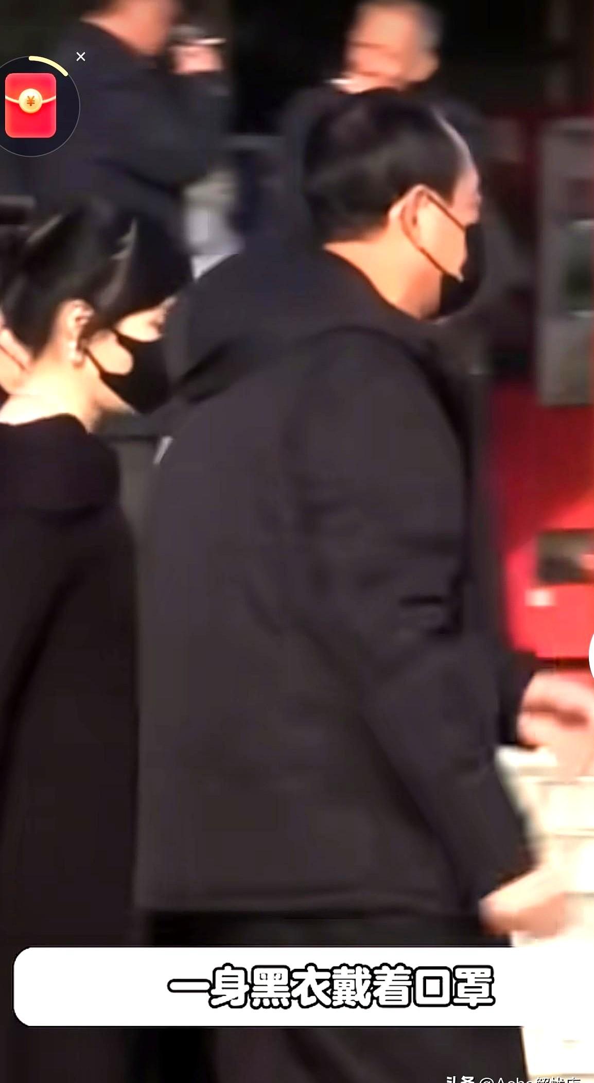 亲家公母去世，要去哀悼吗？看到唐嫣爸爸去送别亲家，有个姑娘也想起了自己的父亲。