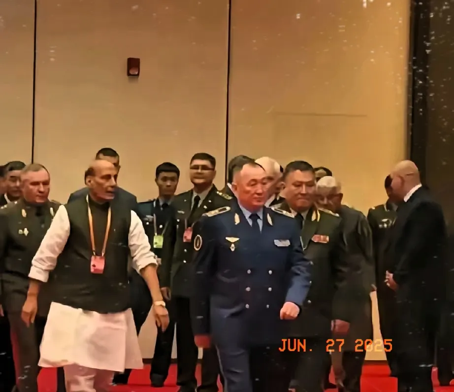 终于有人意识到印度就像是被中国宠坏的孩子了！真是让人意外，中国数千年来秉持的“