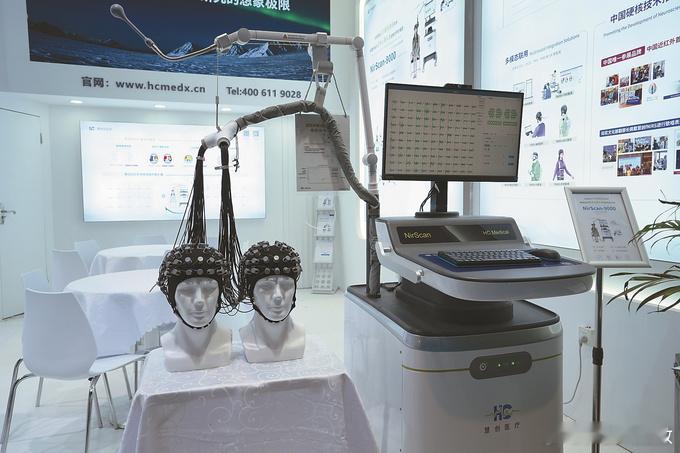 我国脑机接口加速接入现实从科幻走向现实！今年我国脑机接口市场规模将突破38亿元，