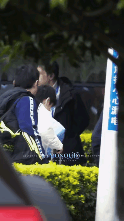 3月16日中午，莎头抵达成都！莎头今天一大早，乘坐大巴从重庆出发，奔赴成都进行