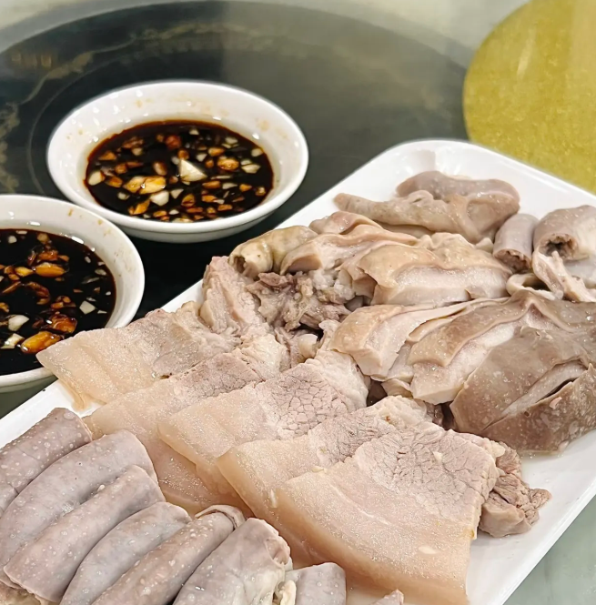广东的朋友们到底是谁发明的这道美食呀别看它是水煮的真的太好吃了