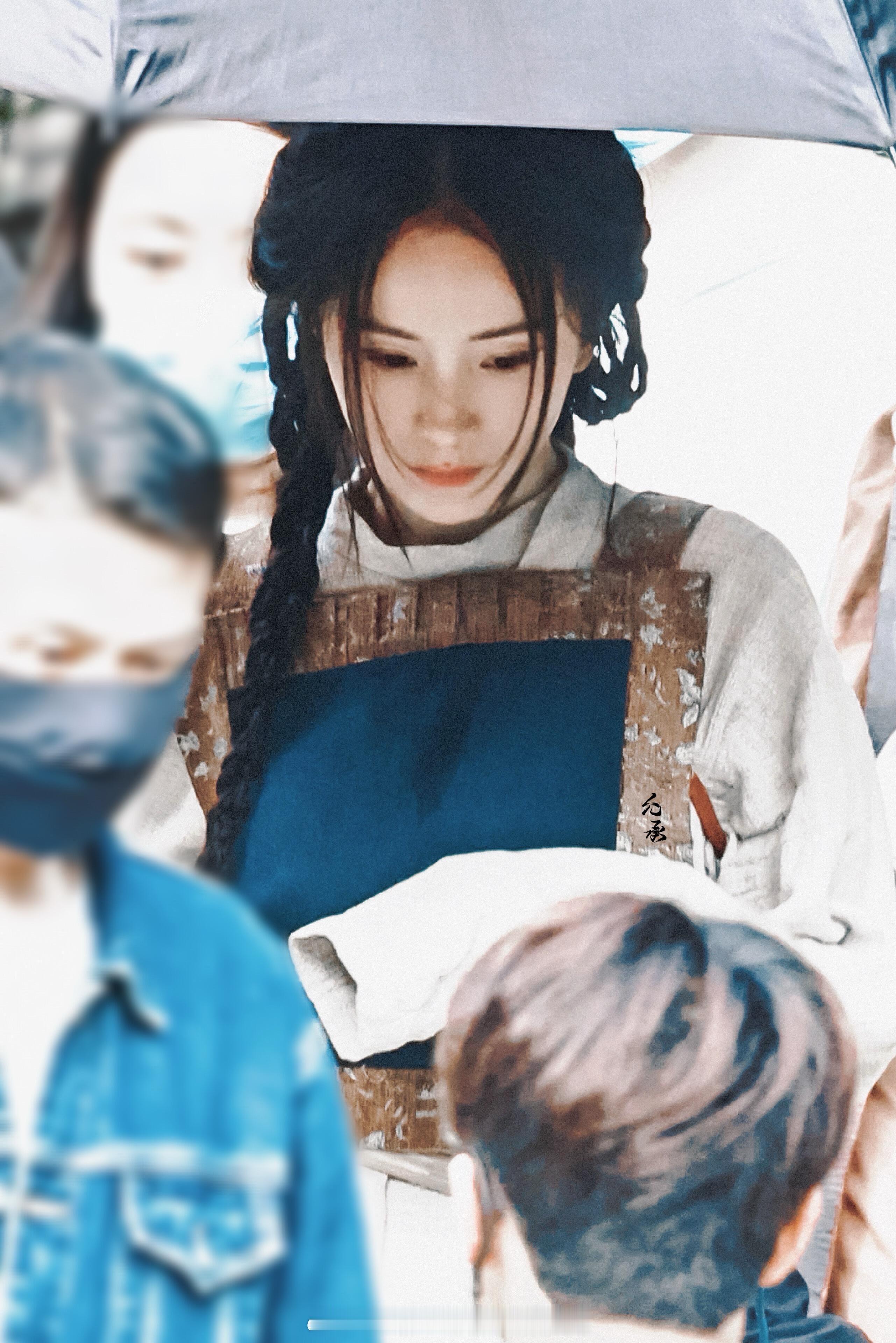 杨幂《江山大同》冯湮儿路透，好清冷破碎的美！！