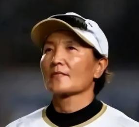 “我放弃中国国籍，成为一名日本人，就是为了打败中国队”。说白了，当年任彦丽那