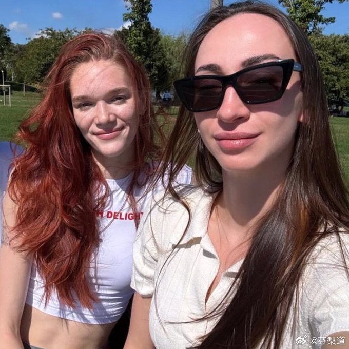 国际排坛动态目前在土耳其有很多俄罗斯球员在打球。您经常和谁保持联系？🇷🇺?