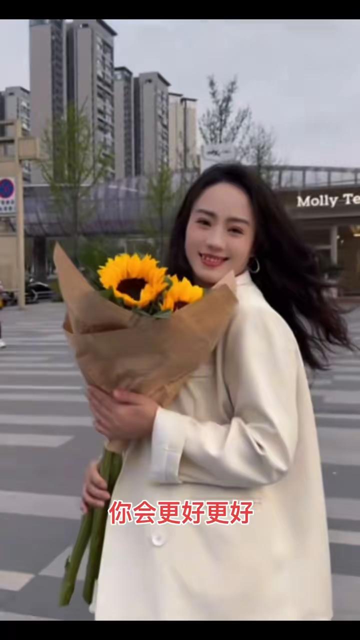 小妹儿离婚已经有8个月，这8个月以来，粉丝的意难平，小妹儿的意难平，都没有意义