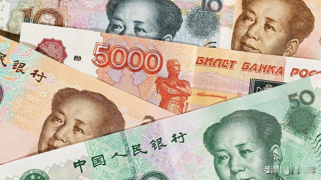 俄罗斯财政部将大规模抛售人民币与黄金12月3日，俄罗斯财政部通报称，12月联邦预