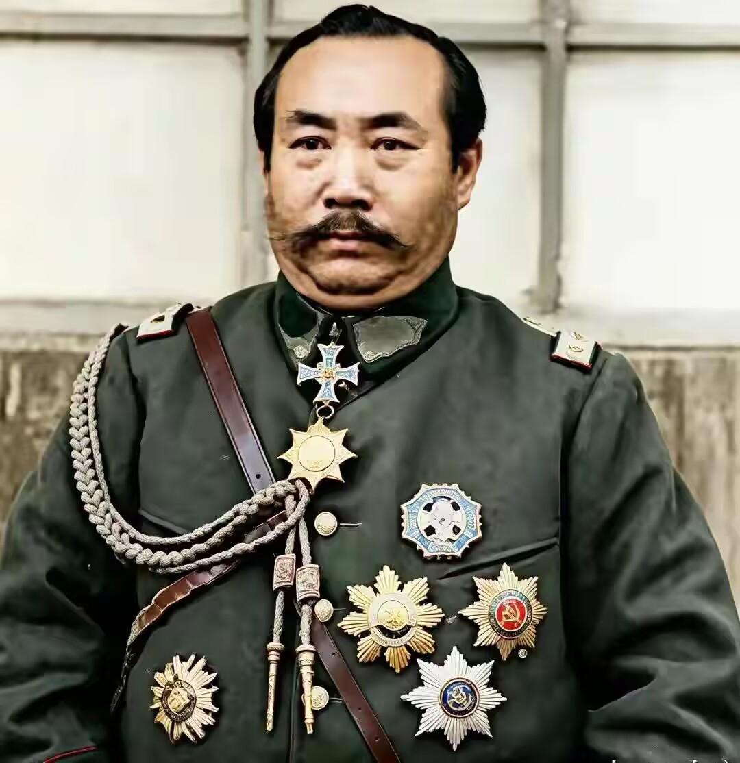 1923年，直系军阀首领吴佩孚在洛阳曾派幕僚马济到南方各省巡视，归来在谈话中涉及
