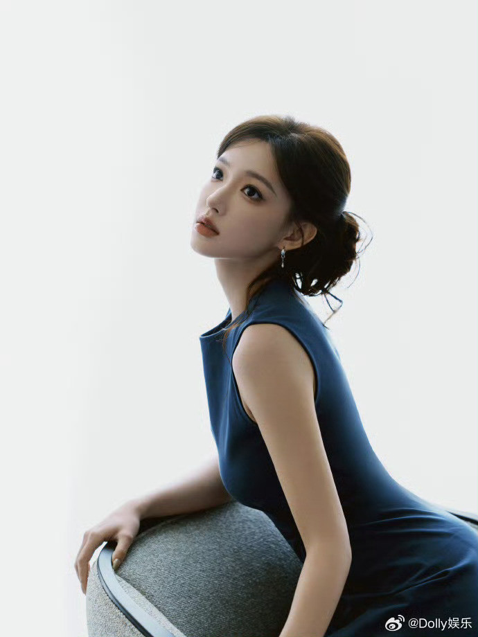 程潇布偶猫程潇今天这造型也太像布偶猫了吧！软乎乎又精致，眼睛亮亮的，完全被惊艳