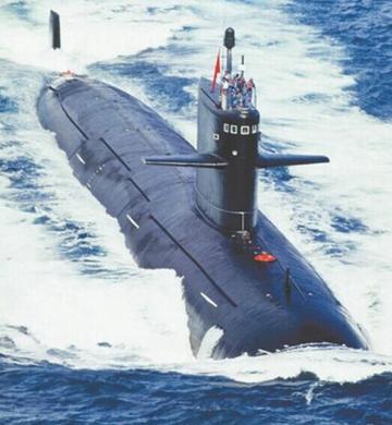美国真正让中国警惕的并非B2、B21和F22，而是约70艘核潜艇：有人判断以中国