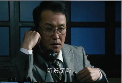 经典好剧，真的是让人看一次笑一次。不对，这是一部很严肃的剧啊，为什么我会笑？