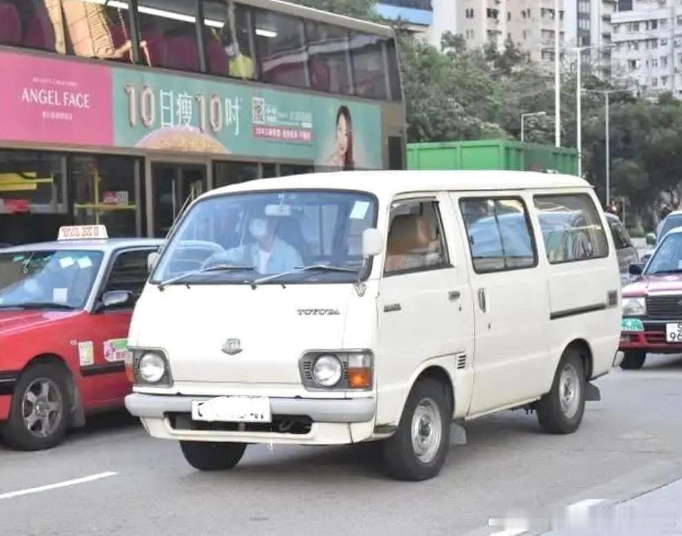 当年的面包车，你更喜欢哪1台？​​​