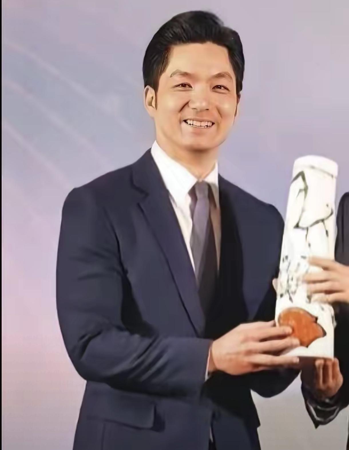 真没想到啊，蒋万安居然用这么特别的方式，在大家心里狠狠刷了一波好感！现在好多政客