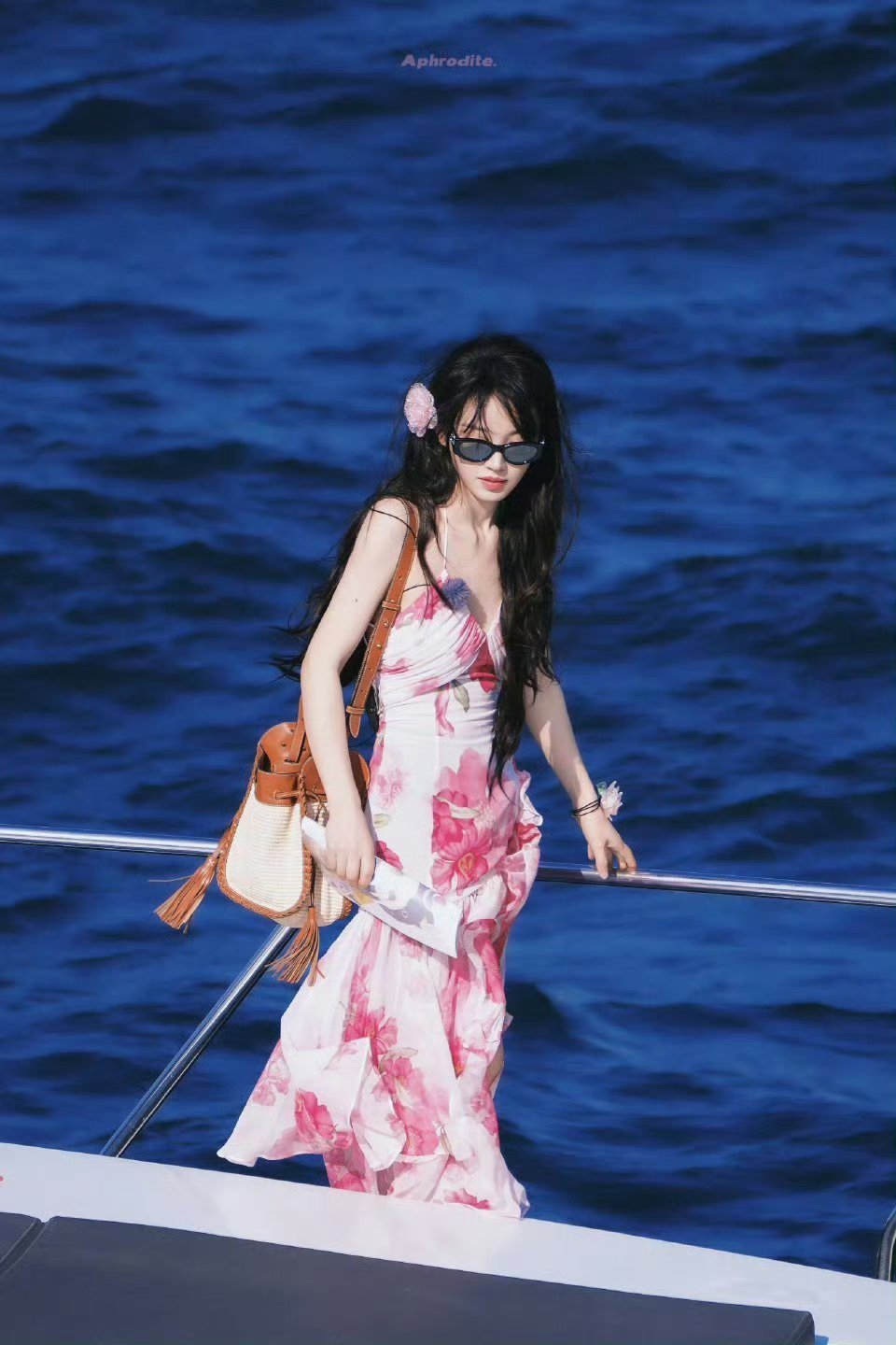田曦薇在这部综艺中好多好看的造型姐姐妹妹抓娃娃​​​