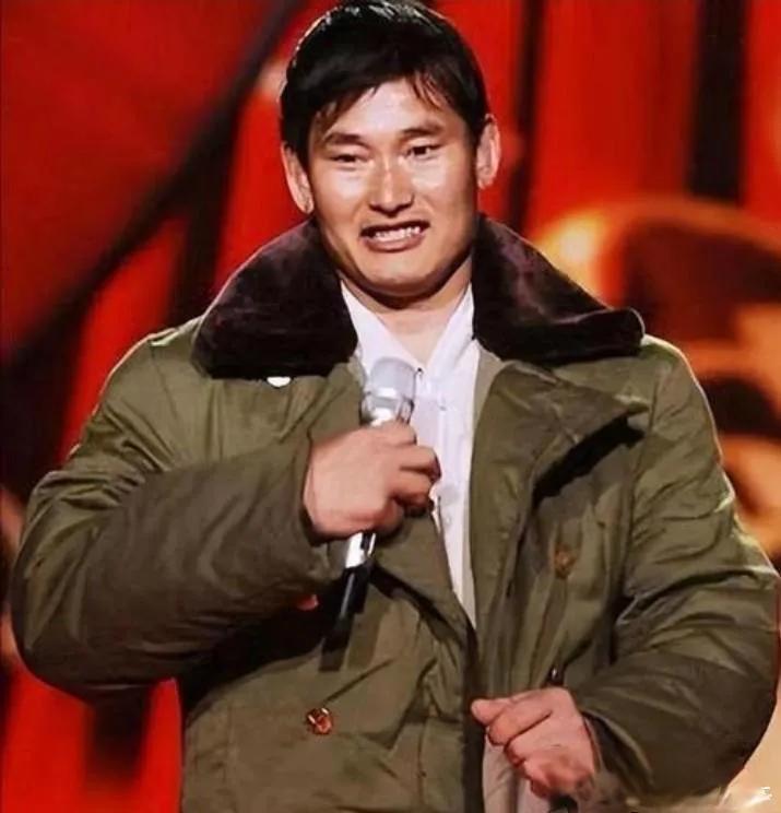 不忘初心，方得始终看了大衣哥朱之文再次翻红的故事，心里特别有感触。现在的网络环